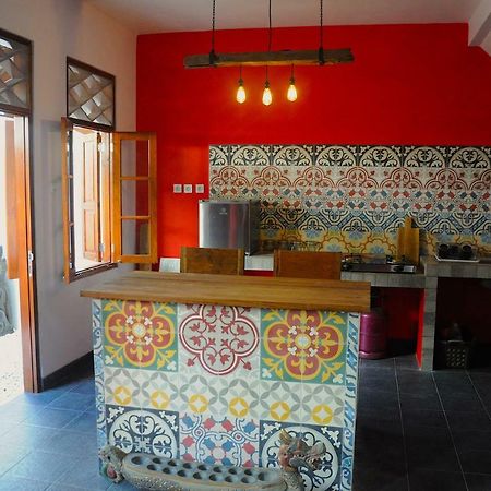 Villa Buddha Malioboro 요그야카르타 외부 사진